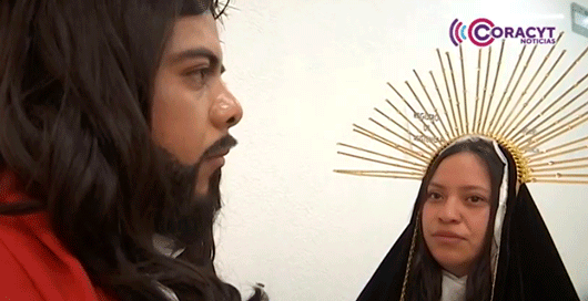 Asiste a la 48° edición de “El Mártir del Calvario” en Huamantla 