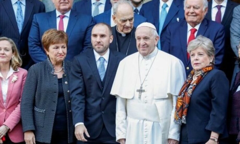 Comunidad internacional lamenta la muerte del papa Francisco