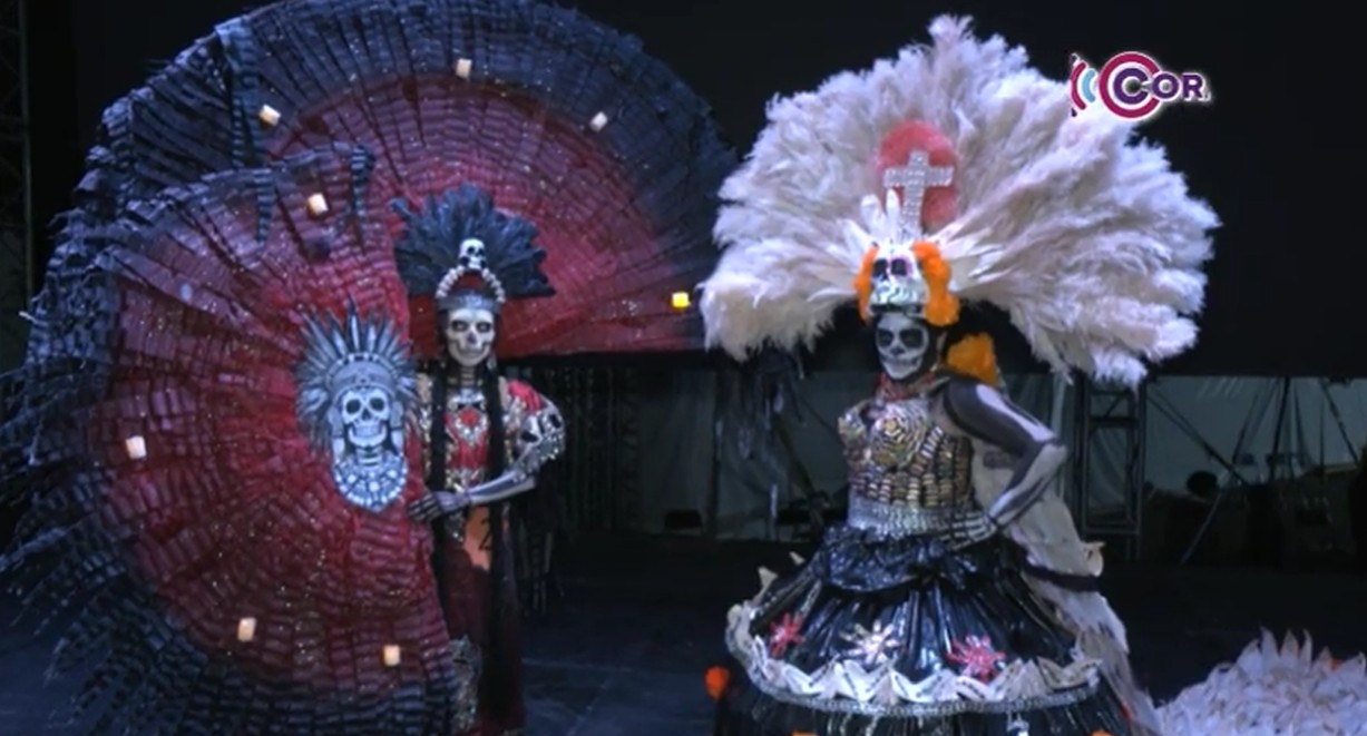 Ganó Diana Laura Vázquez el Concurso Estatal de Catrinas con un diseño de