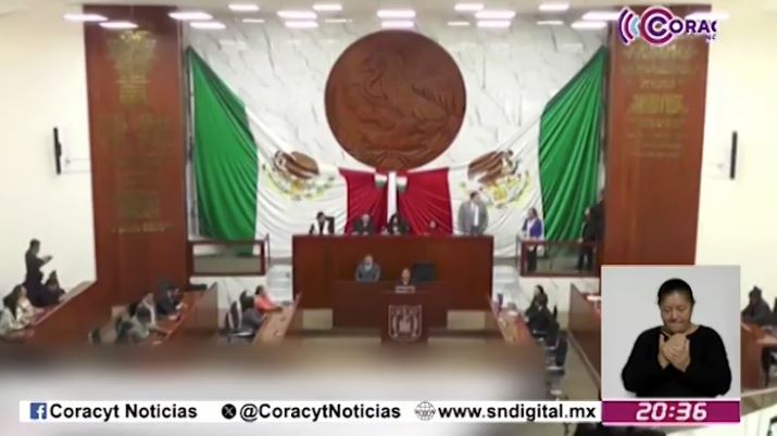 Entrega Congreso del Estado la presea Miguel N. Lira 