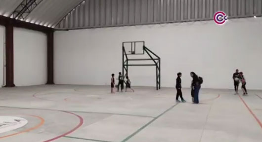 Polideportivo de Lázaro Cárdenas alejará a la juventud de las adicciones 