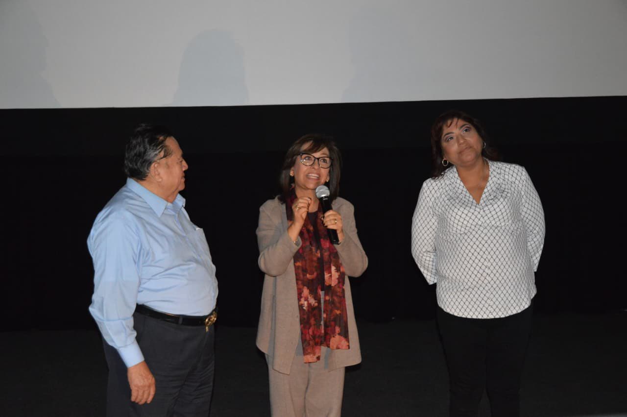 Reconoció Gobernadora a Coracyt por documental “400 Familias, la Diáspora Tlaxcalteca”