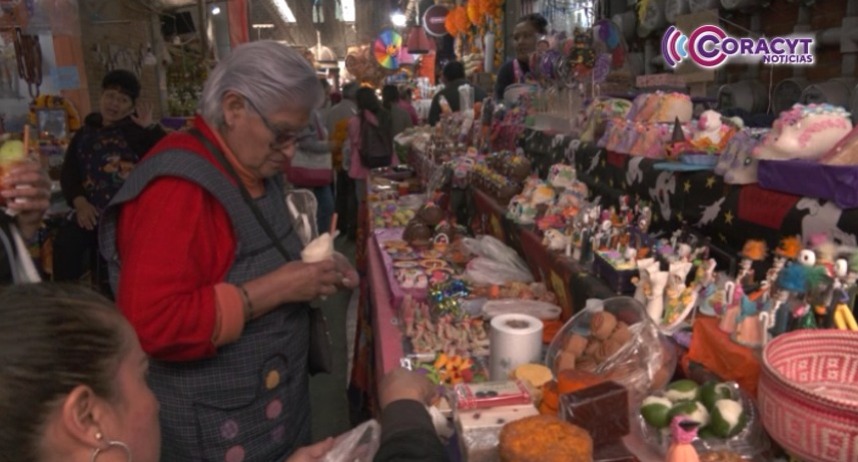 Tlaxcaltecas abarrotan el mercado capitalino por Día de Muertos
