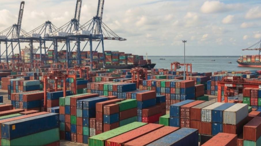 Paquete arancelario busca proteger 350 mil empleos en México: Ebrard