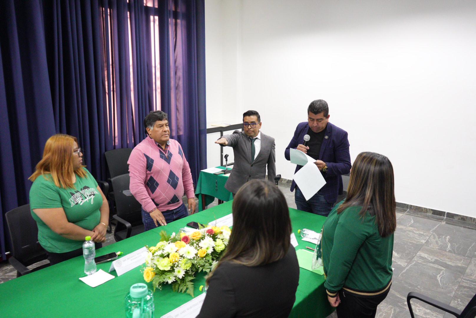 Designa Comisión de Puntos Constitucionales a Secretario Técnico
