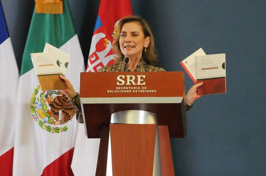 Condena Gutiérrez Müller difamación e intentona de sometimiento de EU