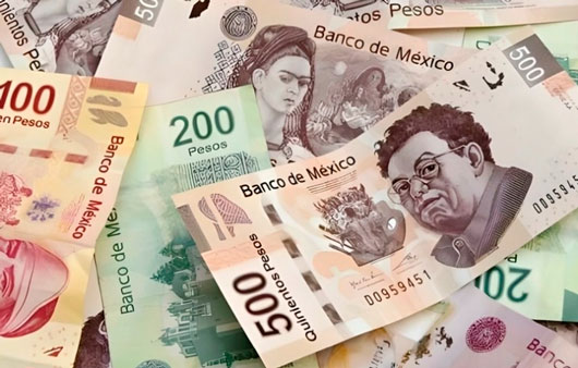 Peso abre con elevada volatilidad; cotiza en 20.60 por dólar