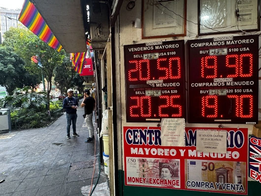 Regresa peso mexicano a niveles de 2021; cotiza en 21.23 unidades por dólar