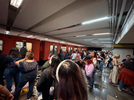 Trabajadores del Metro protestan por incumplimiento de servicio médico