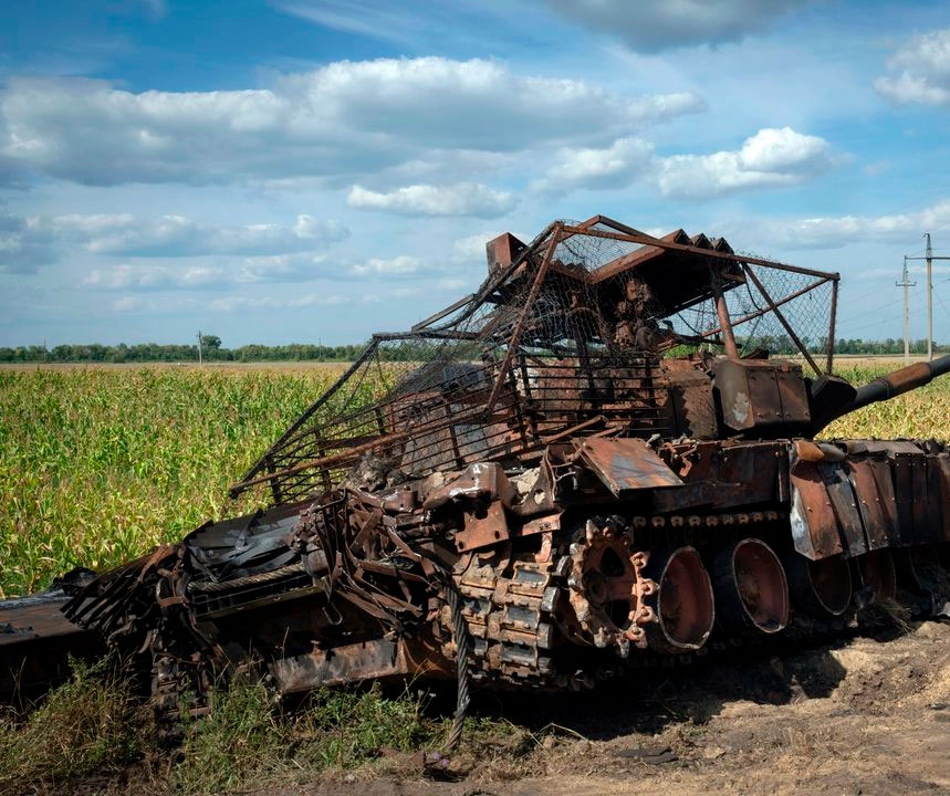 Pide Putin al ejército ucranio rendirse en la región rusa de Kursk