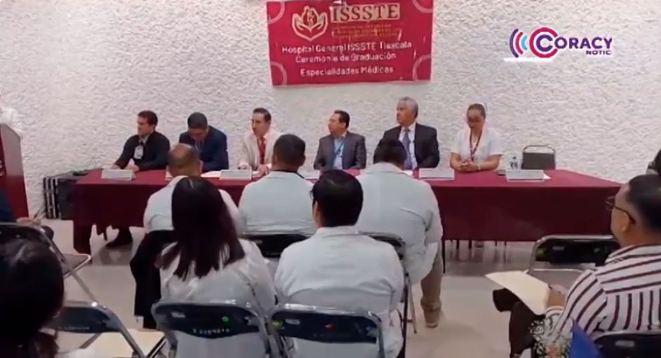 Se graduaron 12 residentes de la Escuela Hospital del Issste Tlaxcala 