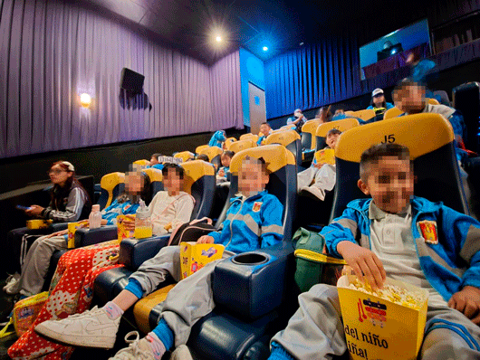 Asiste a las funciones de cine móvil del Sedif Tlaxcala 