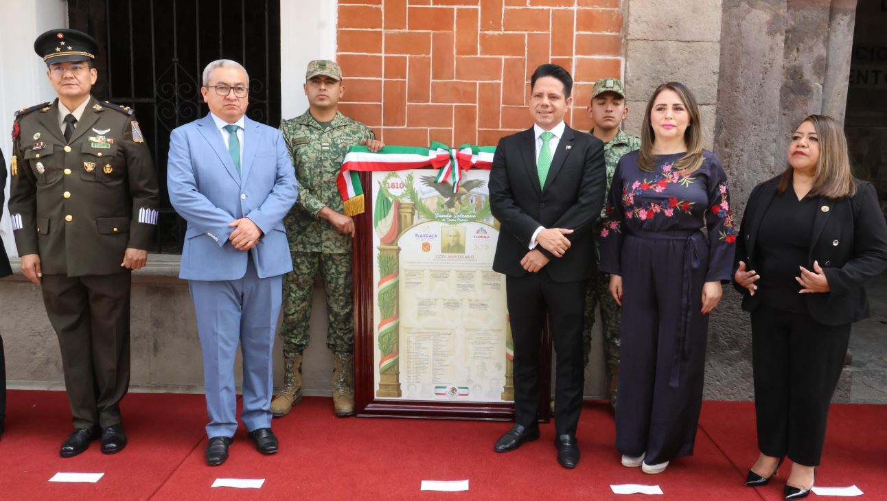 Arranca la conmemoración por el 215 Aniversario de la Independencia de México