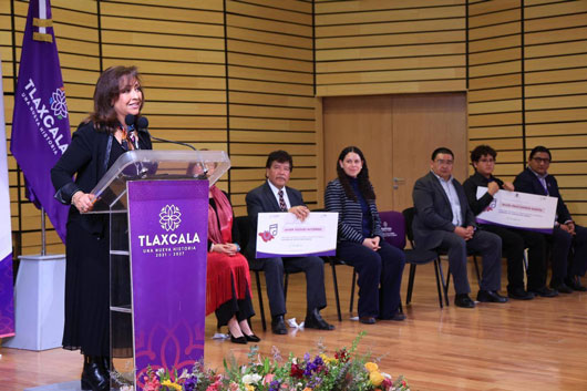 Entregó gobernadora Lorena Cuéllar el Premio Estatal de Música