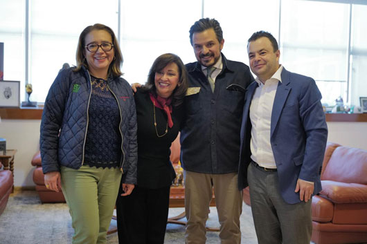 Se reúne gobernadora Lorena Cuéllar con titulares del Imss e Issste en la ciudad de México