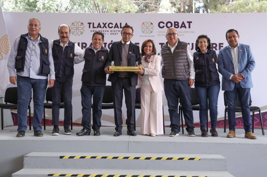 Entregó gobernadora Lorena Cuéllar una techumbre en el Cobat 11 de Panotla