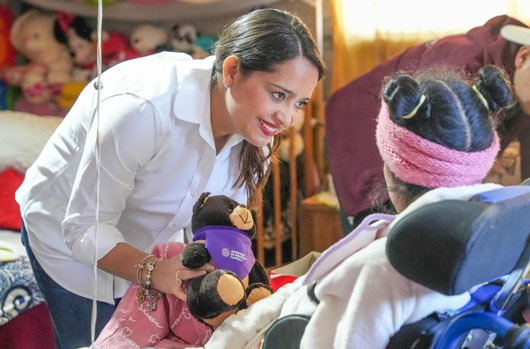 El comité consultivo de bienestar realiza visitas domiciliarias para apoyar a mujeres vulnerables