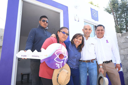 Entregó gobernadora Lorena Cuéllar acciones de vivienda en Teolocholco