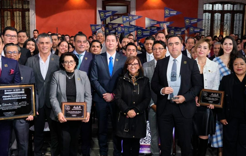 Reconoció gobierno estatal a empresas competitivas de Tlaxcala 