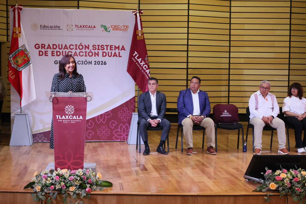 Egresaron 90 estudiantes del Sistema de Educación Dual del Cecyte-Emsad