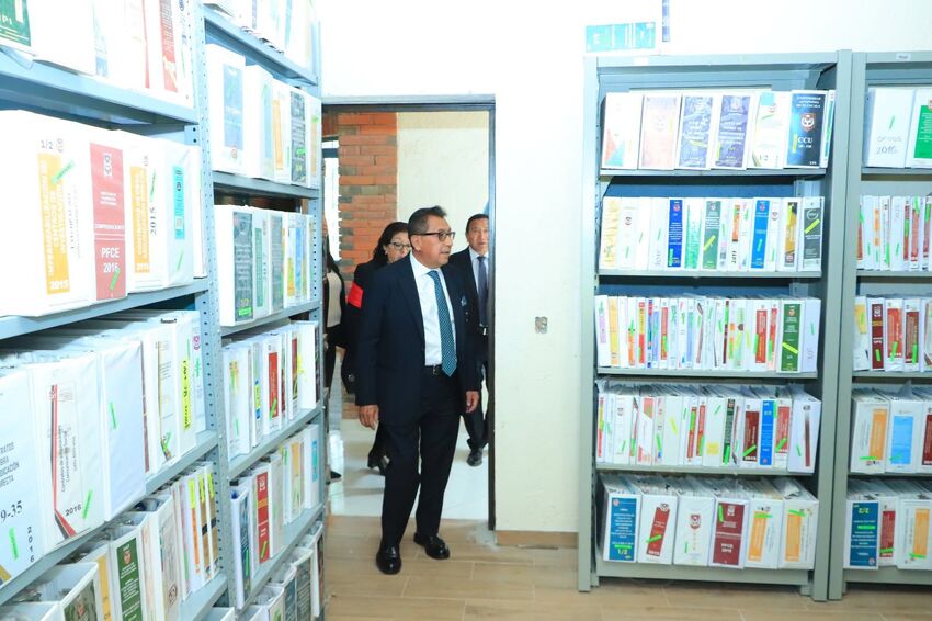 Fortalece UATx la identidad universitaria con nuevo archivo institucional