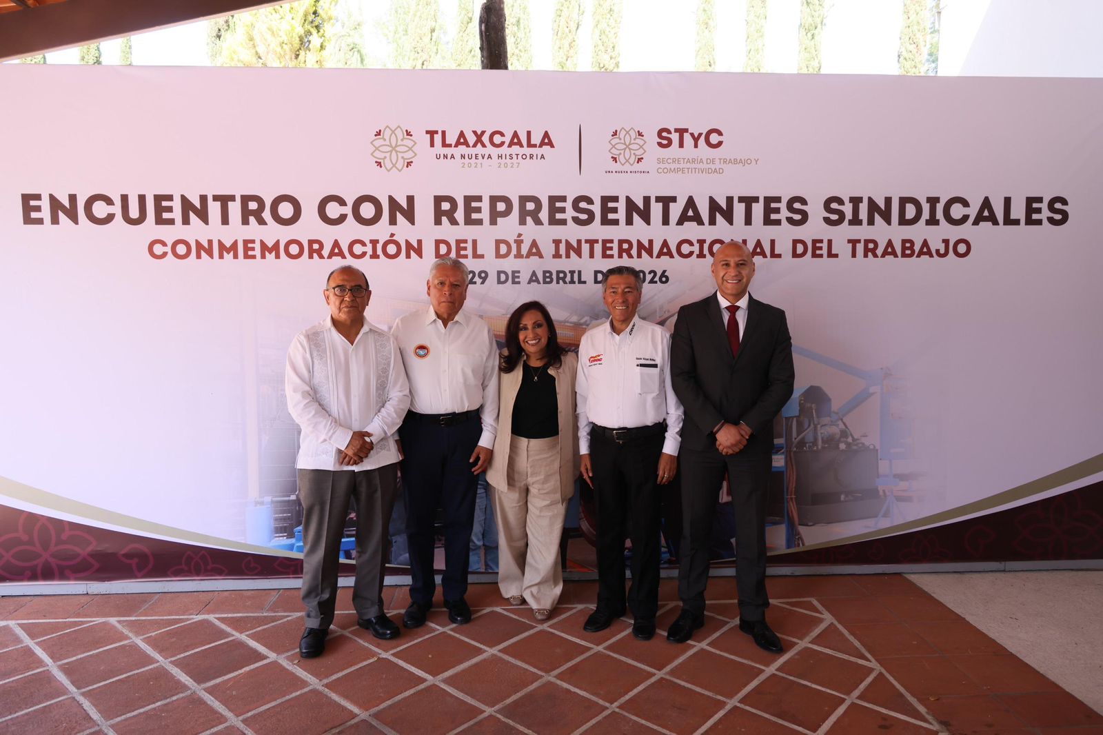 Gobierno del estado fortalece diálogo con líderes sindicales