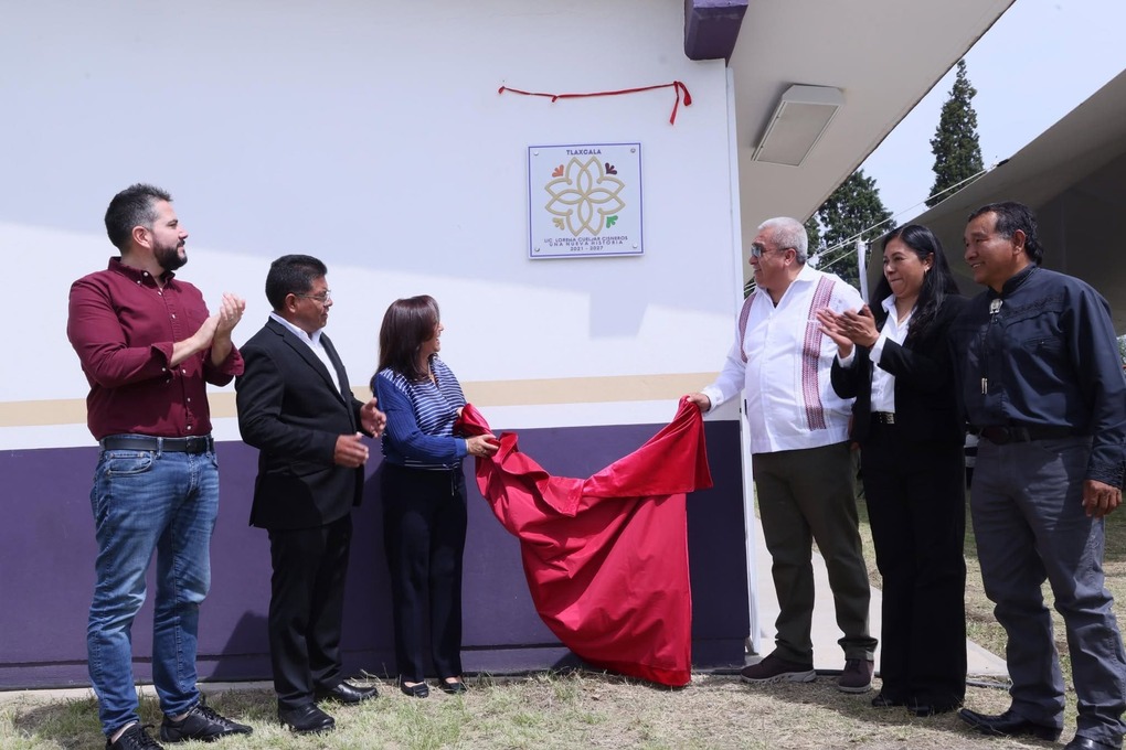 Inauguran el plantel 11 de los Centros Educativos de Bachillerato Estatal en Quilehtla