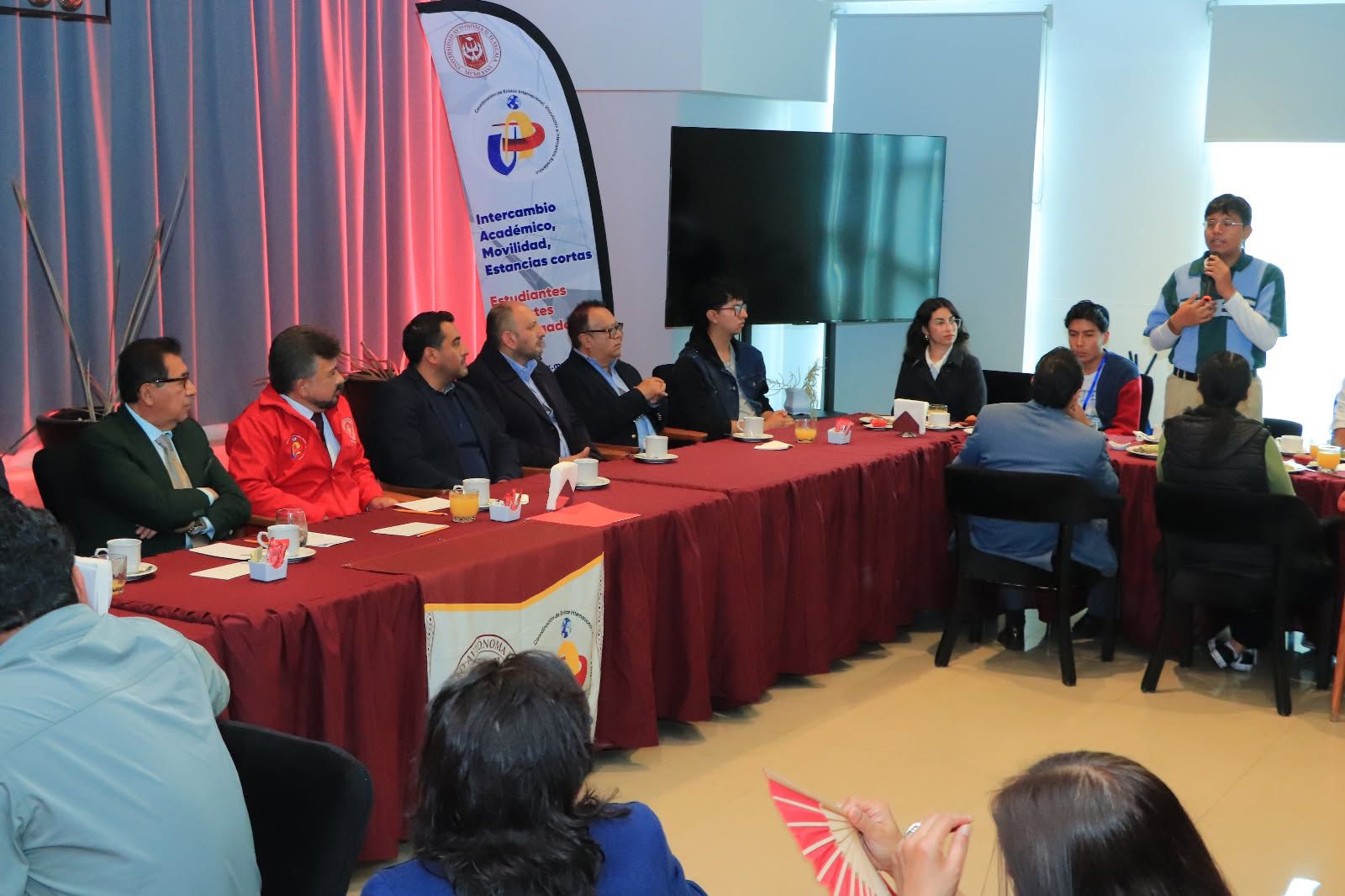 Reconocieron a estudiantes de movilidad académica de la UATx