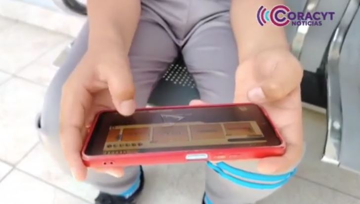 Plantean madres y padres uso equilibrado de la tecnología entre menores