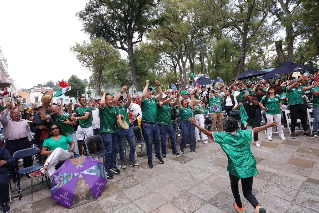 Afición tlaxcalteca siguió de cerca la actuación del equipo mexicano