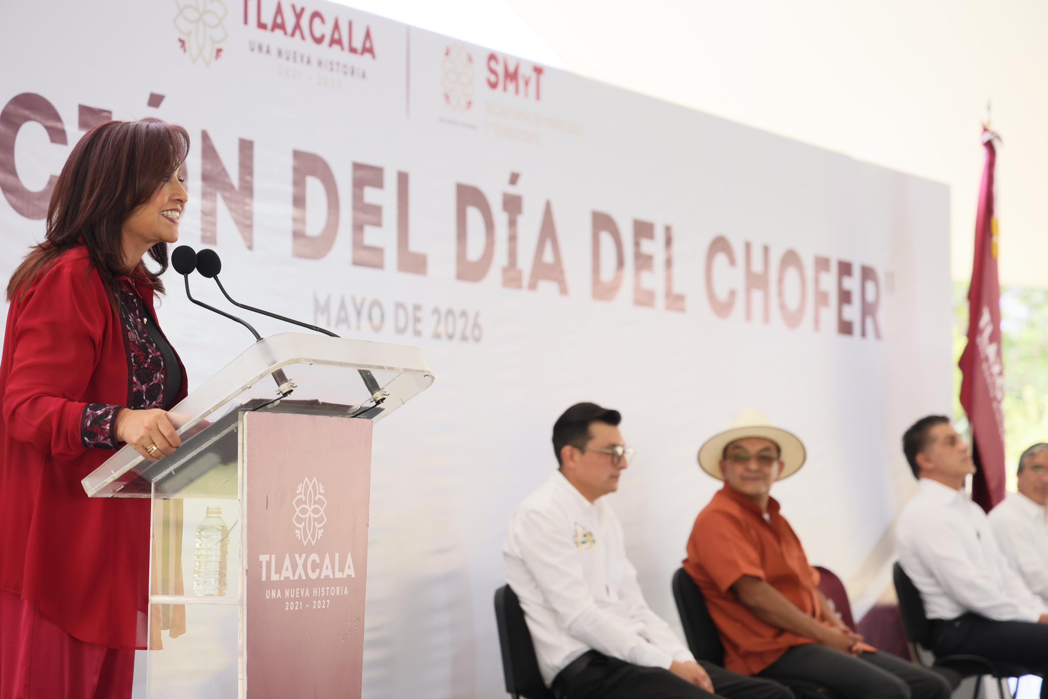 Respalda gobernadora Lorena Cuéllar Cisneros al sector del transporte público