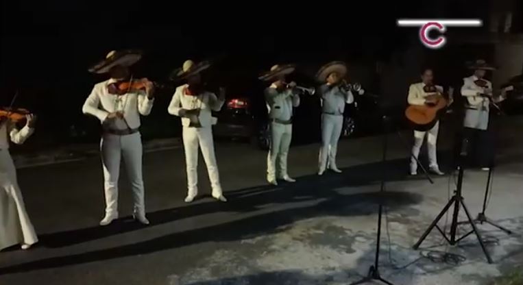 Mariachis registran baja demanda de serenatas previo al “Día de la Madre”   