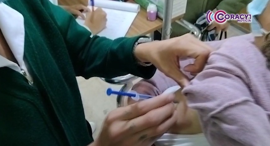 Tlaxcala rompe récord nacional en vacunación contra influenza y VPH