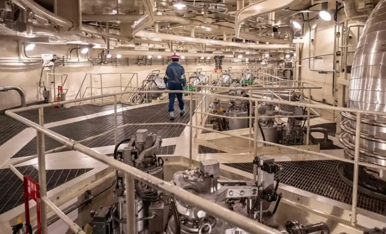 Operadora de Fukushima distribuye electricidad tras 14 años