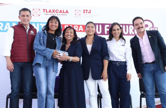 Respalda gobierno estatal a estudiantes y jóvenes emprendedores tlaxcaltecas