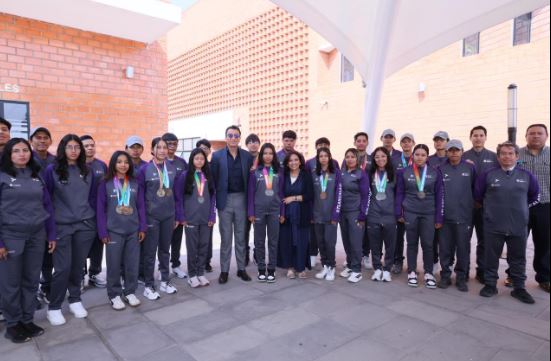 Refrenda gobernadora Lorena Cuéllar apoyo a deportistas tlaxcaltecas 